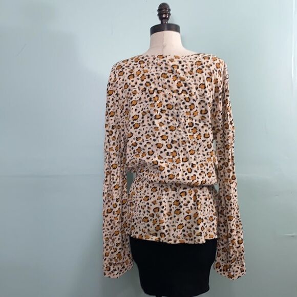Velvet Heart Cheetah Print Faux Wrap Peplum Top - Picture 5 of 6
